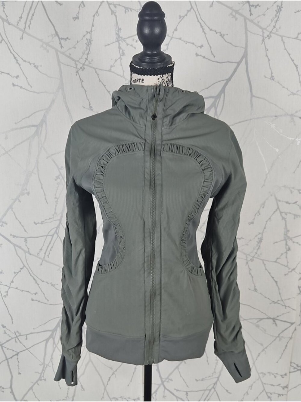Lululemon Sage Green Full Zip Reversible Dance Studio Jacket